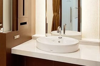 お顔を洗います